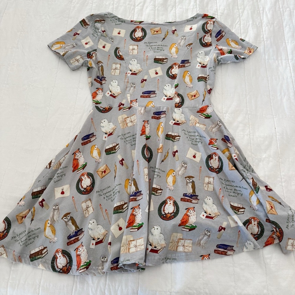 Cakeworthy Dress Harry Potter Women's LARGE Owls Privet Drive - Picture 8 of 8